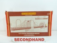 Hornby R179 Grand Suspension Bridge