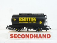 Hornby "Beatties" Tank Wagon