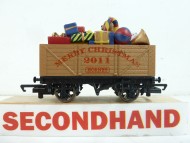 Hornby R6604 7 Plank Wagon With Load 2011