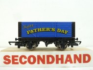 Hornby R6626 Hornby Fathers Day Wagon